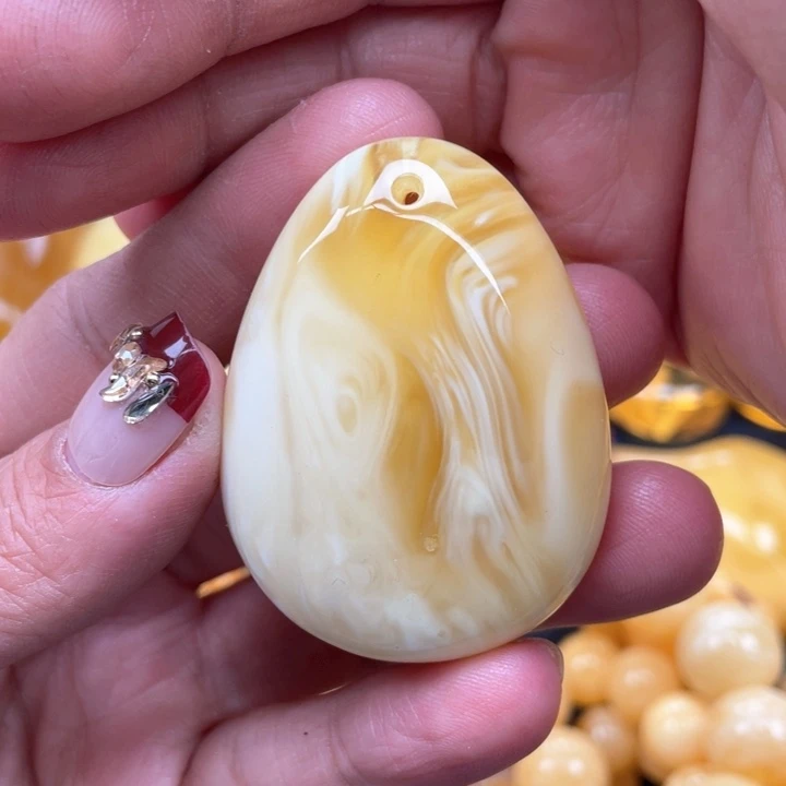 蜜蜡裸石未镶嵌蜜蜡吊坠