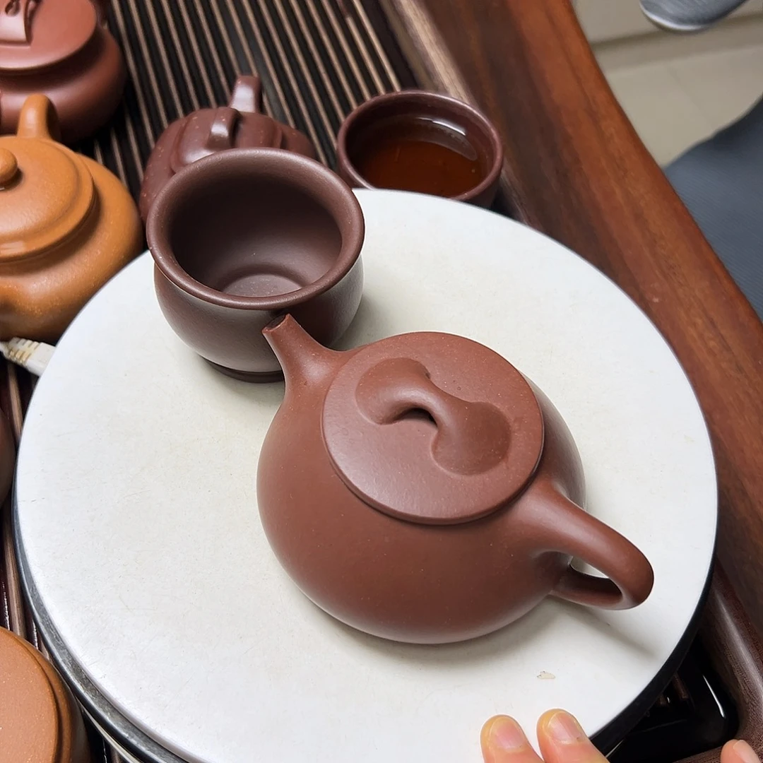 紫泥茶壶紫砂壶等传统