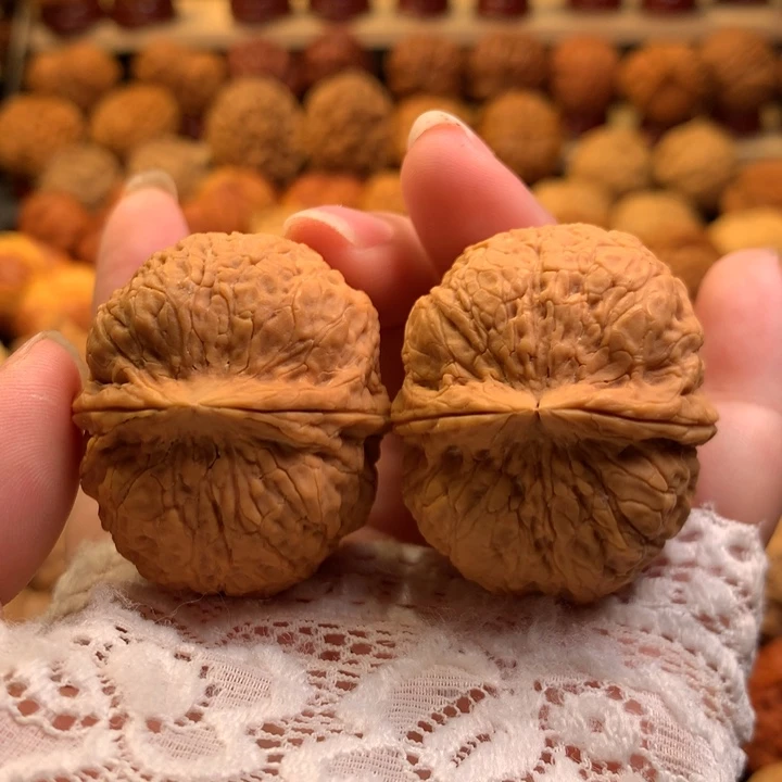 文玩核桃吊坠1………