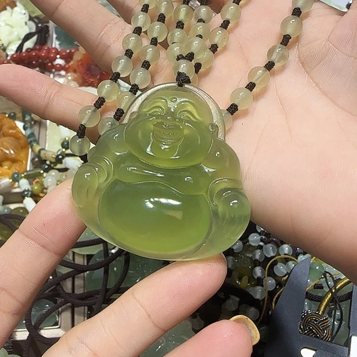 蛇纹石玉未镶嵌吊坠