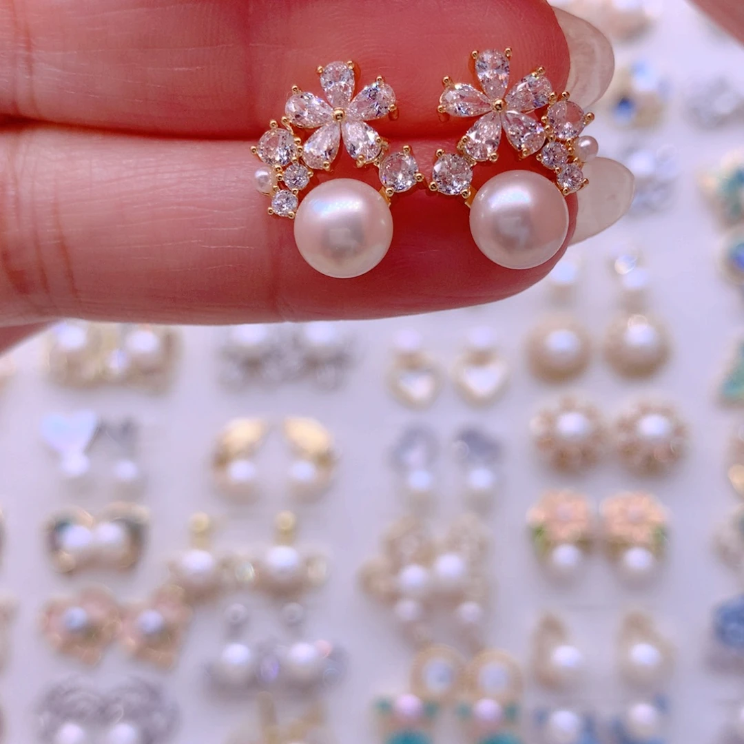 淡水珍珠合金耳饰