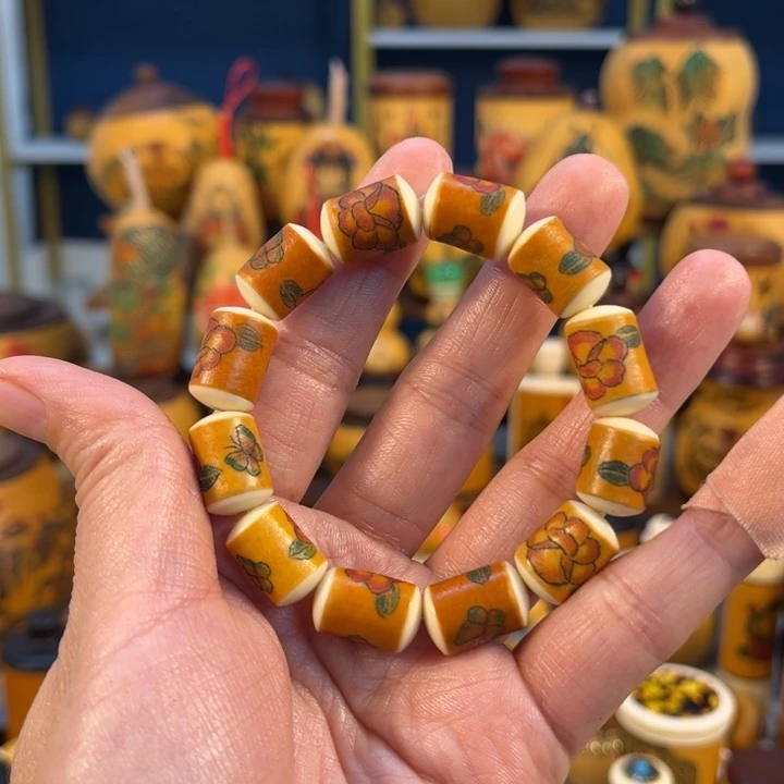 大叶紫檀（黑酸枝木类）金*狼