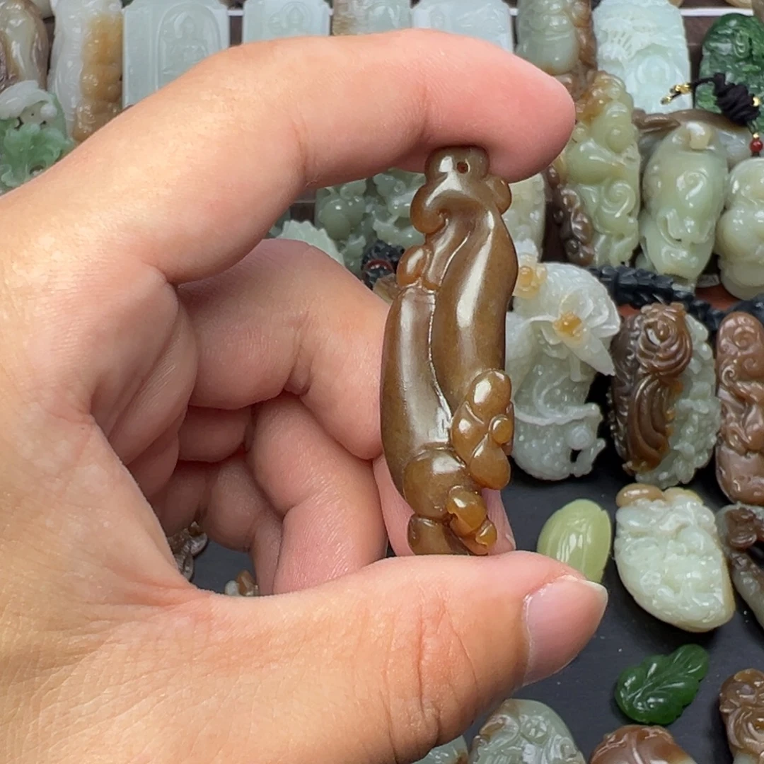 和田玉未镶嵌挂件