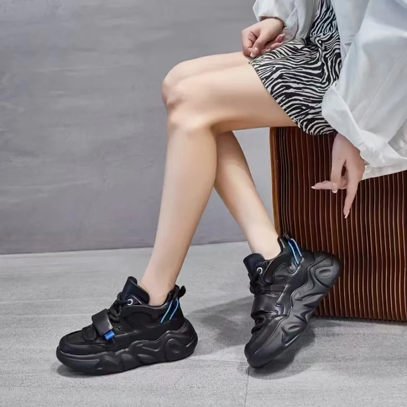 C3303  黑色  高端时尚厚底圆头系带女休闲运动鞋