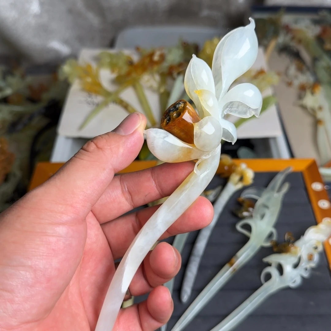 蛇纹石玉未镶嵌发饰