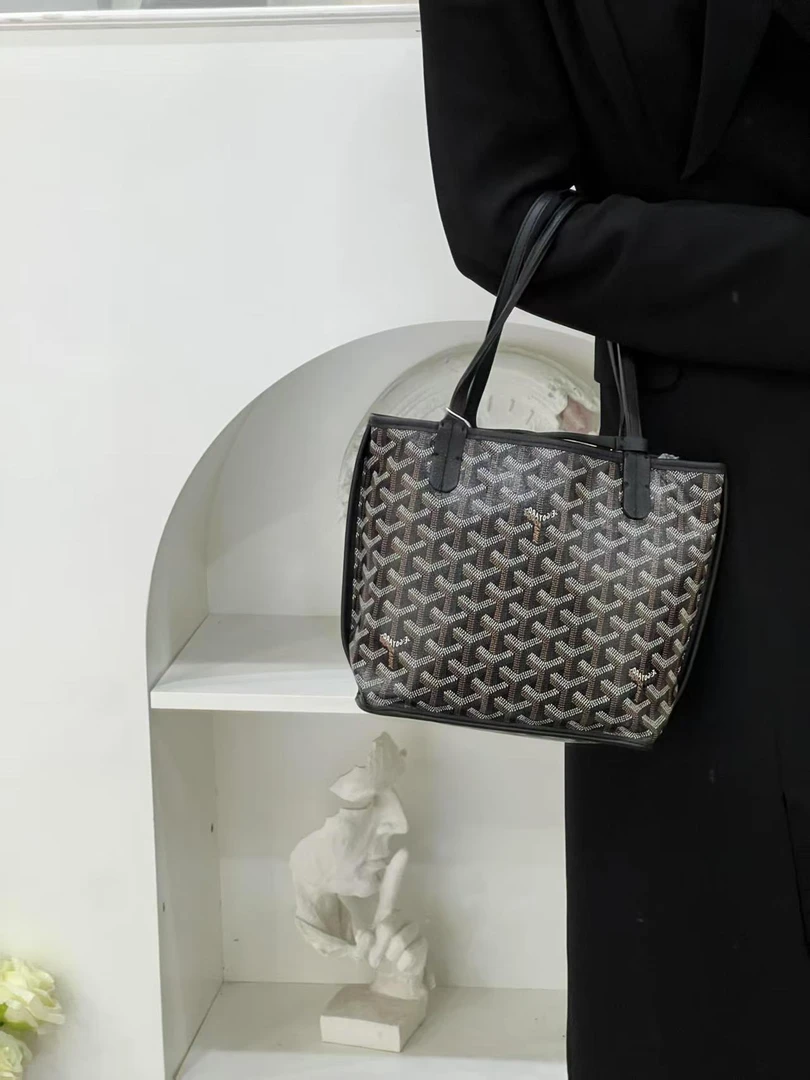 99新 Gaoy/戈雅 戈雅tote mini子母黑色单肩包/优品
