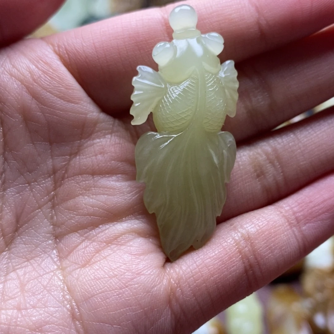 吊坠(不含链)未镶嵌和田玉（糖玉）