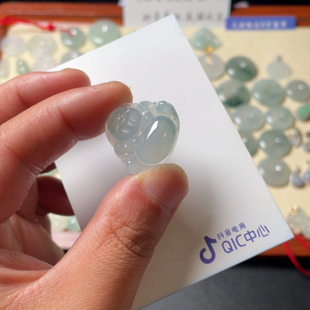 翡翠未镶嵌颈饰456778887555677