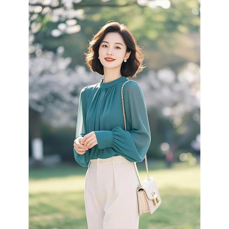 2025夏季法式新款青色小众高级感衬衫女高级感百搭简约风时尚上衣
