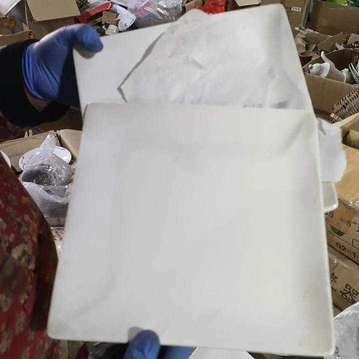 摆件陶瓷盘子碗啥都有