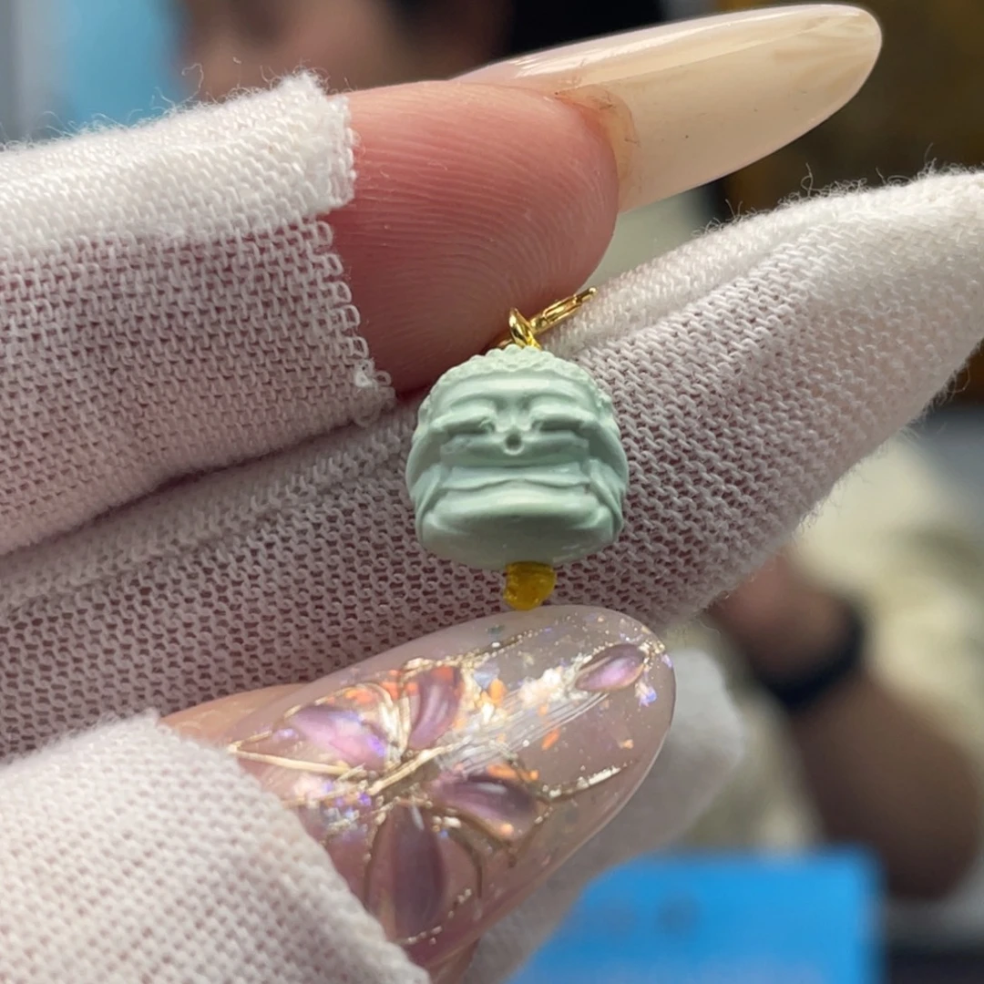 绿松石未镶嵌挂件