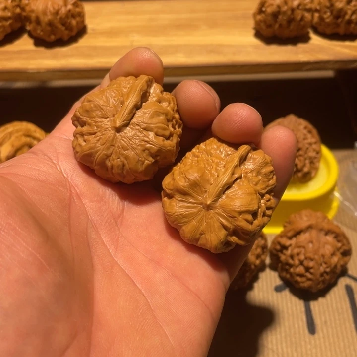 核桃蛤蟆头一帆风顺。。。。