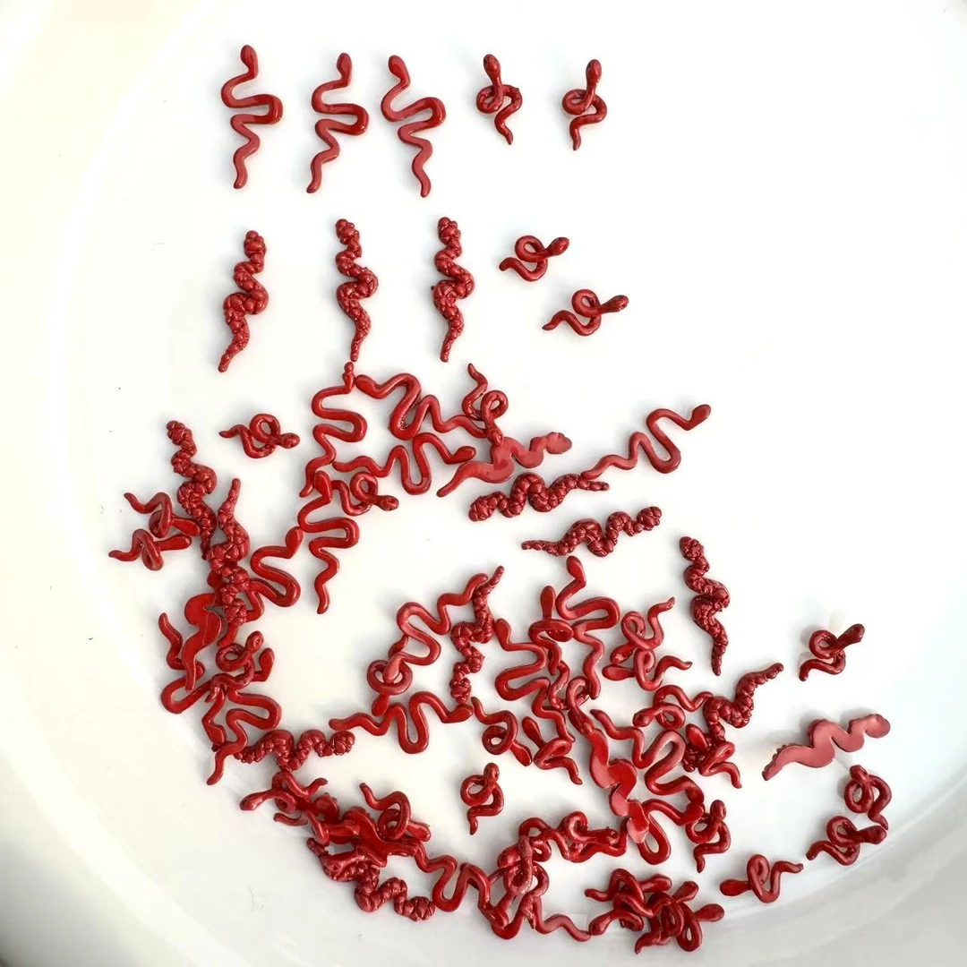 立体蛇形美甲饰品真小蛇金属指甲装饰配饰红色经典