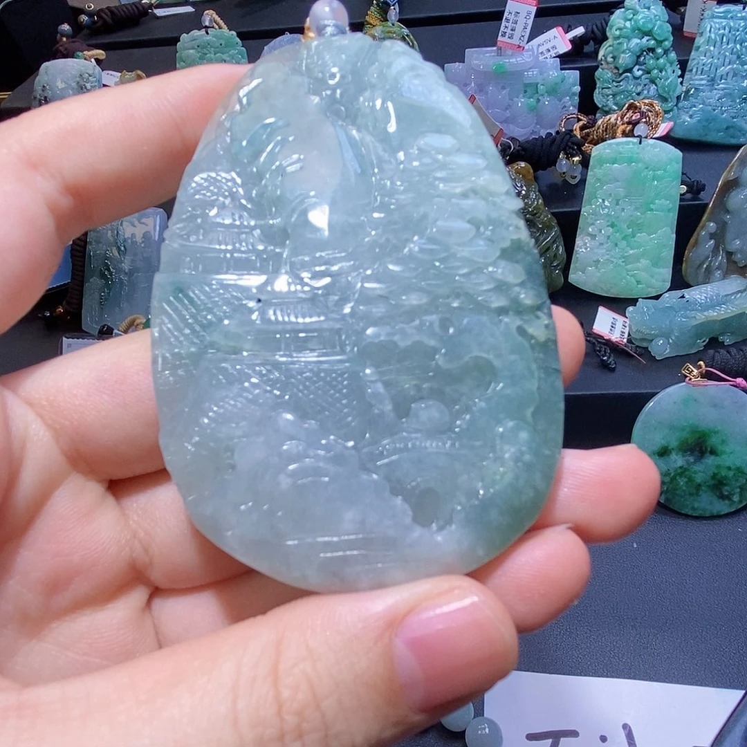 翡翠未镶嵌颈饰翡翠