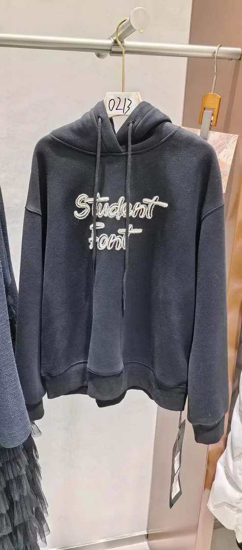 【yyc】2025新款秋冬轻奢女士上衣-0213