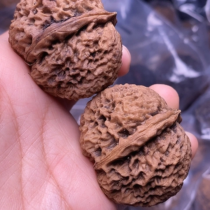 文玩核桃把件   60
