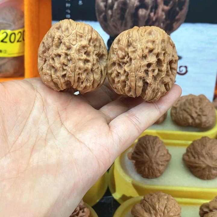 文玩核桃把件门墩 精对 40