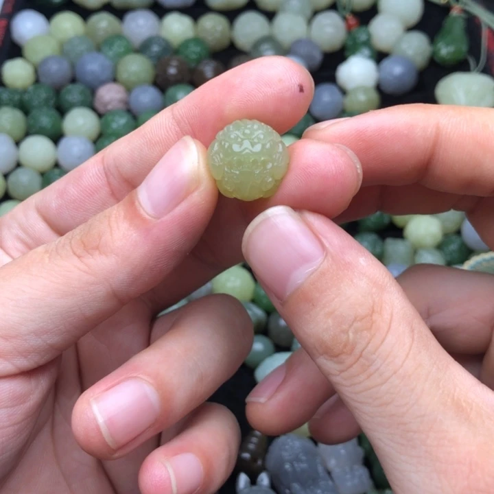 【闪购商品】和田玉未镶嵌颈饰意*人