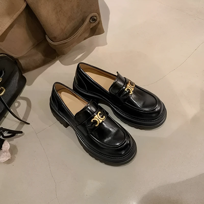 【茵茵家】墨本庄园~凯旋门圆头金扣一脚蹬懒人乐福单鞋女小皮鞋秋