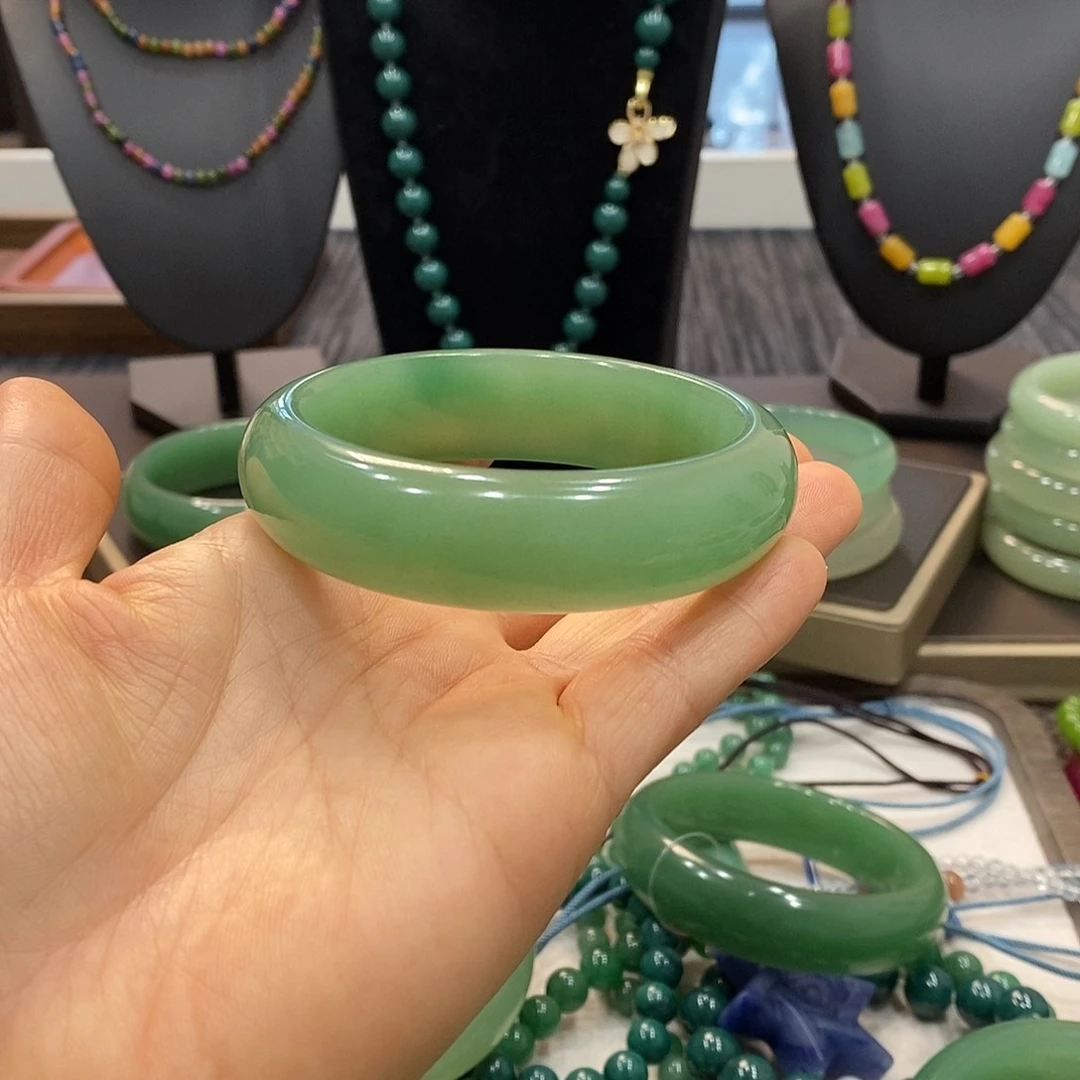 雪***冬石英质玉未镶嵌戒指