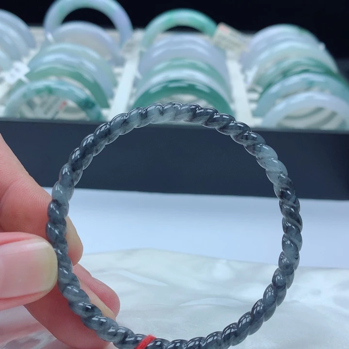 翡翠未镶嵌手镯59圈