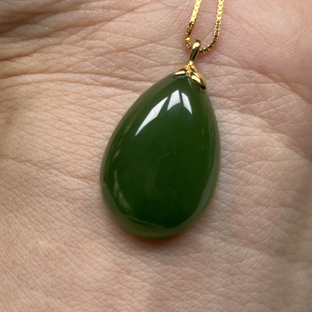 纯天然老俄料碧玉水滴吊坠18K金镶 尺寸约23×15×6mm
