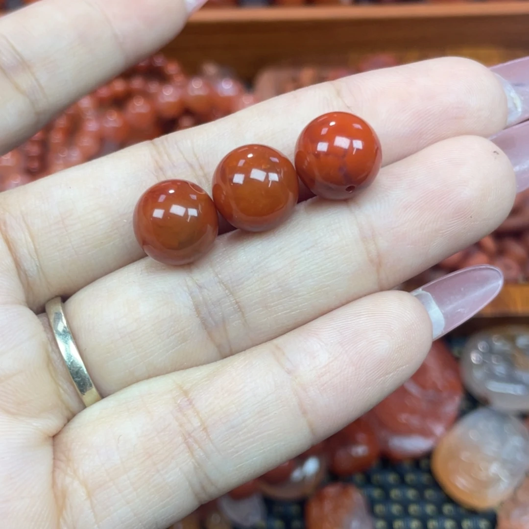 南红玛瑙未镶嵌颈饰单珠