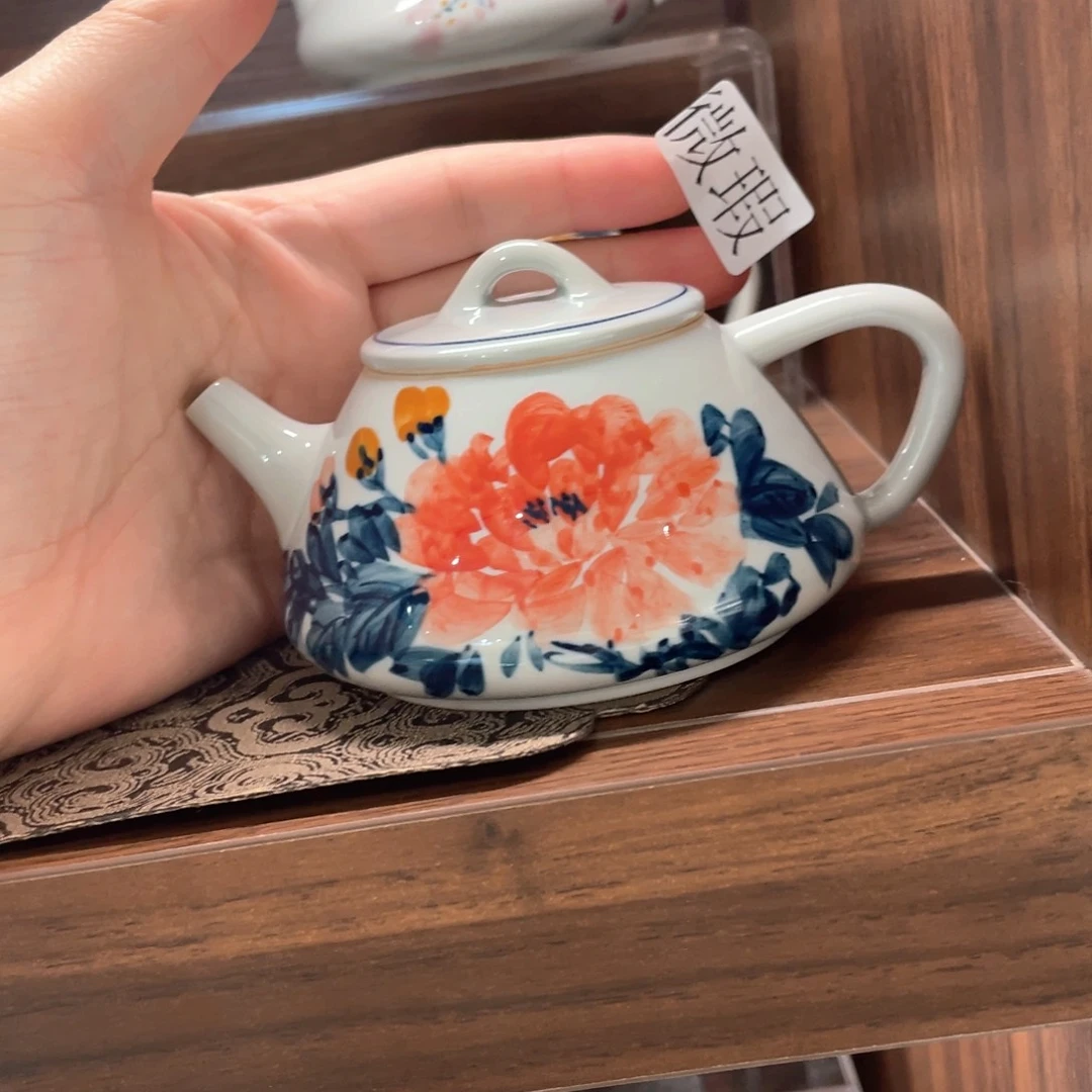 釉下手绘茶具微瑕