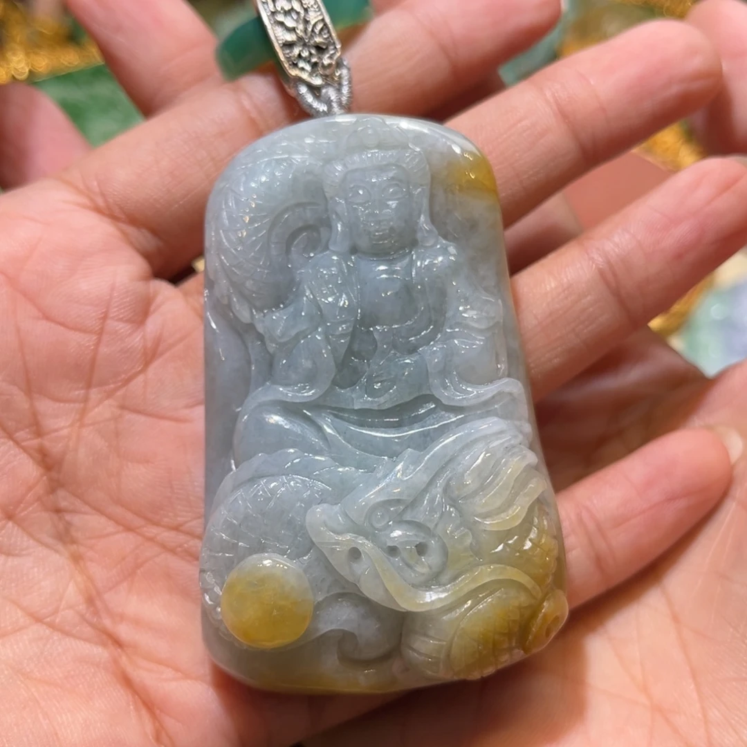 翡翠未镶嵌颈饰待编织