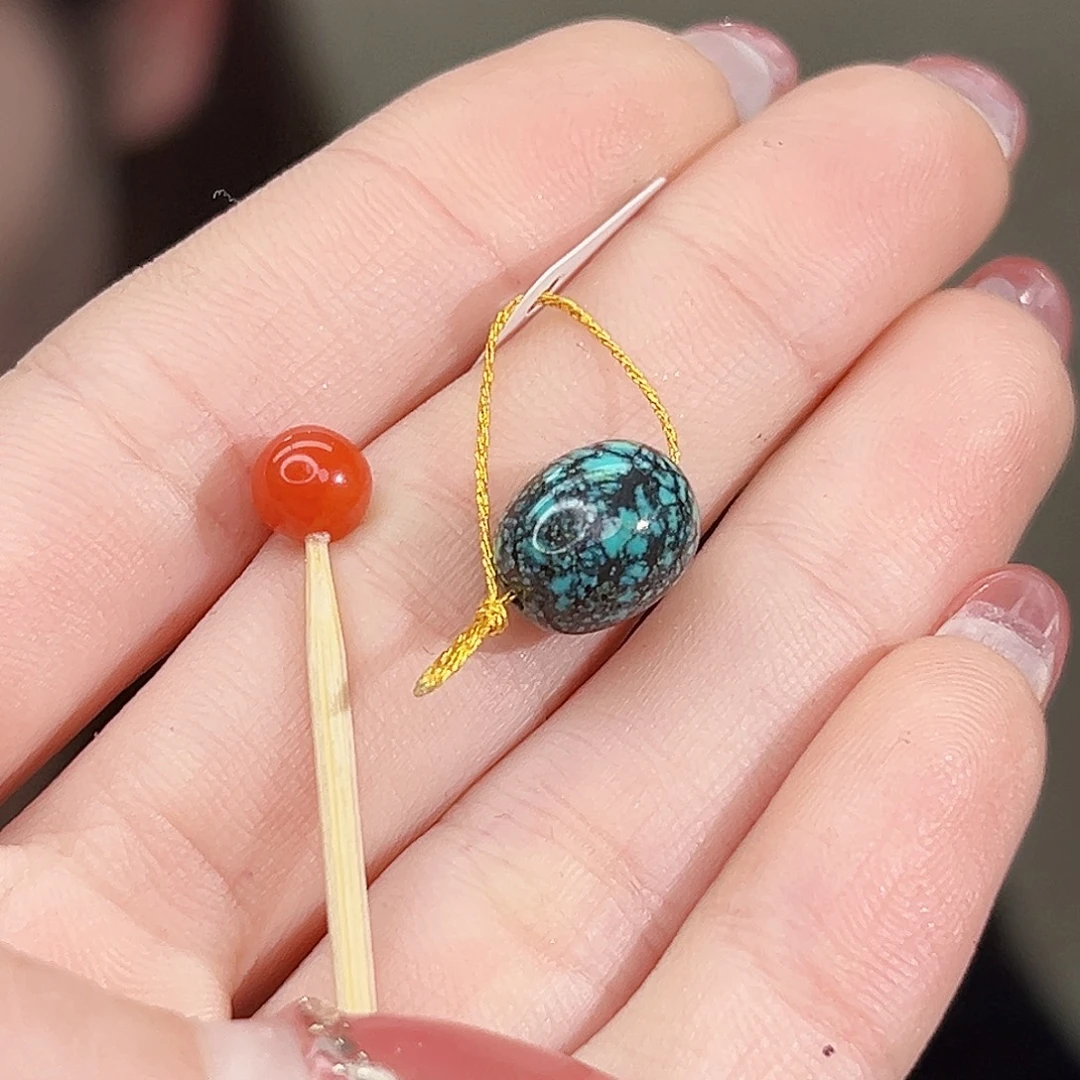 南红玛瑙未镶嵌珠宝奇石