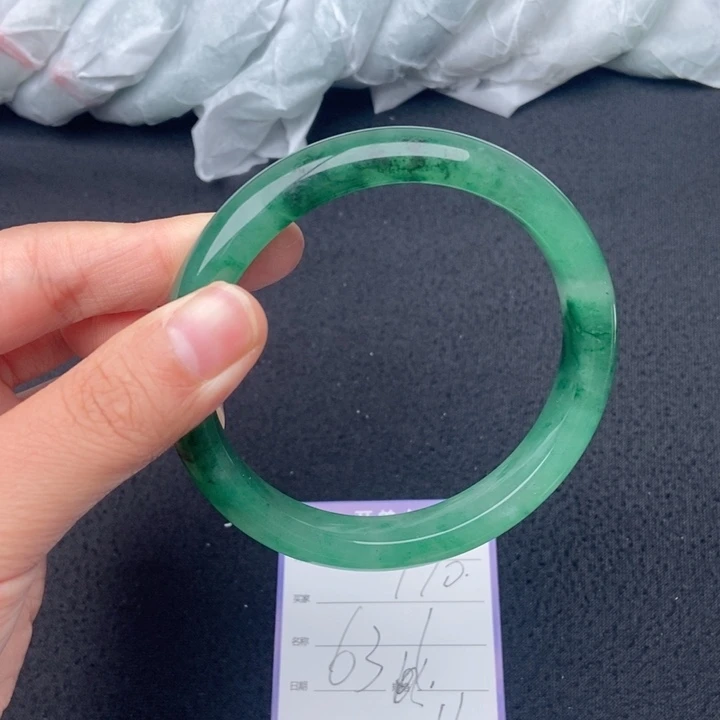石英质玉（非洲翠）手镯未镶嵌170