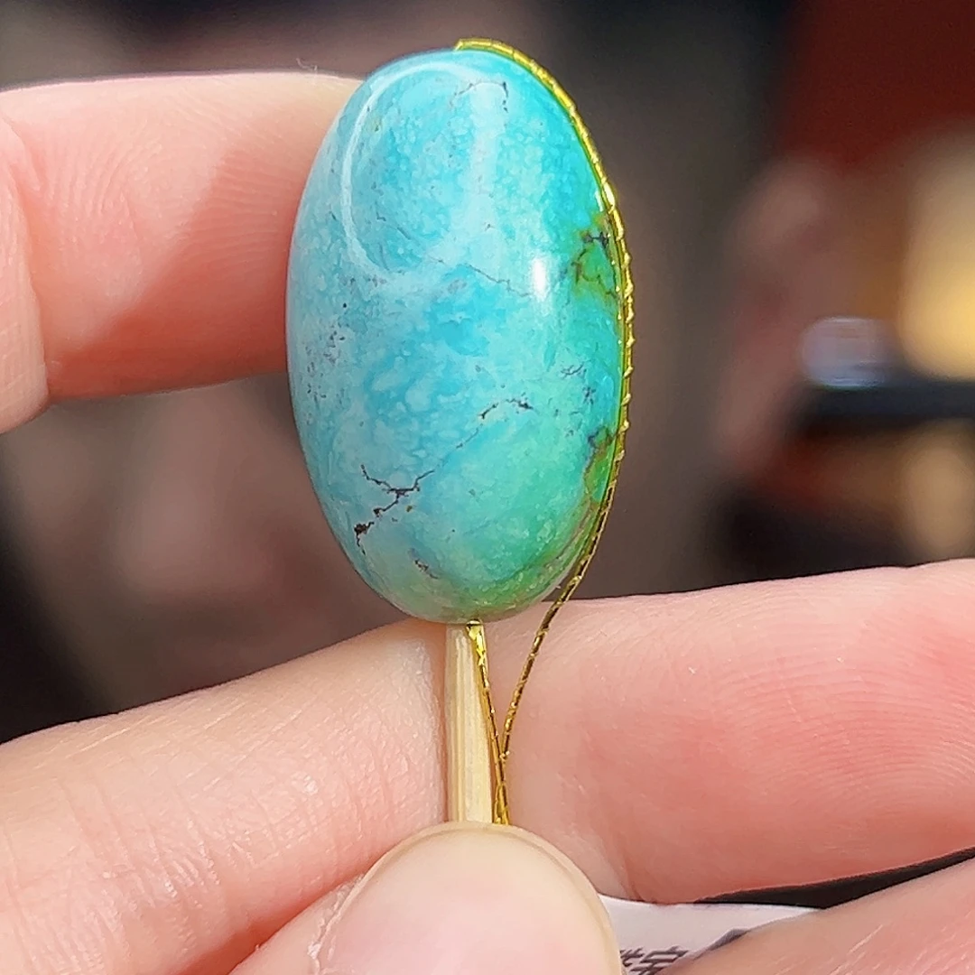 绿松石未镶嵌珠宝奇石