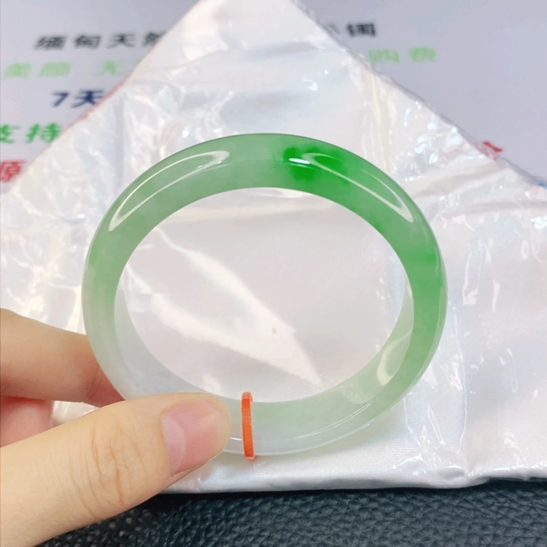 翡翠手镯未镶嵌54-55