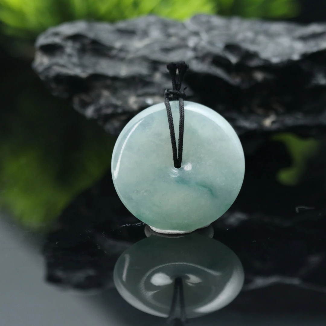 31天然缅甸翡翠A货平安扣/300009/上海嘉禾拍卖