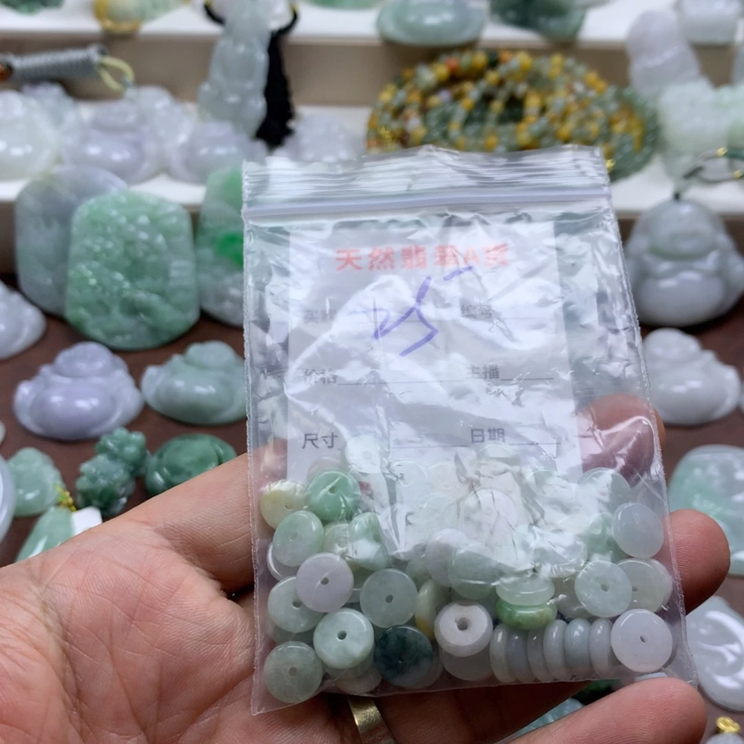 颈饰未镶嵌翡翠缅甸A货翡翠