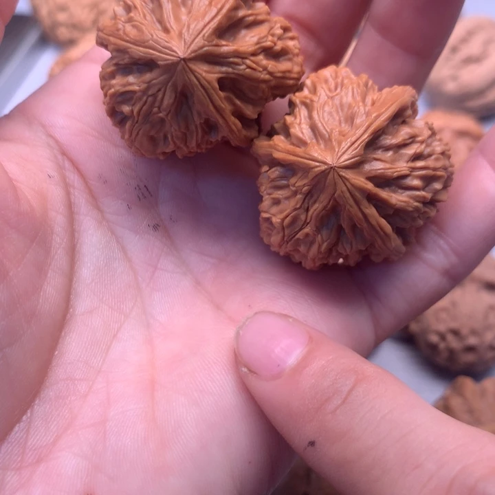 把件文玩核桃文山三棱