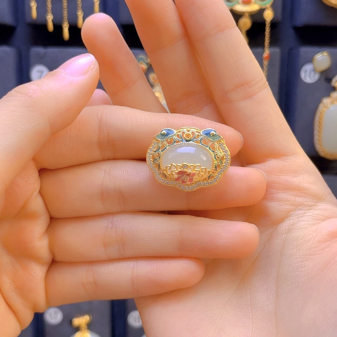 和田玉戒指银S925镀金镶嵌
