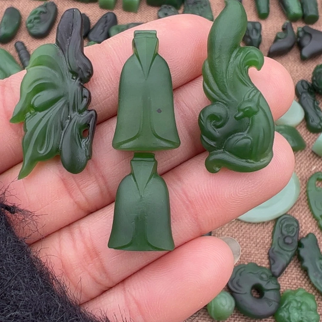 和田玉未镶嵌挂件