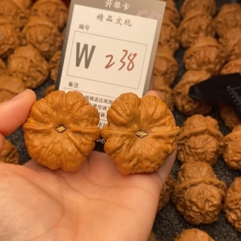 吊坠桃核我是第一百41