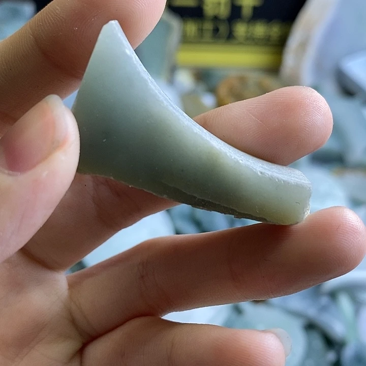 翡翠裸石纯天然翡翠