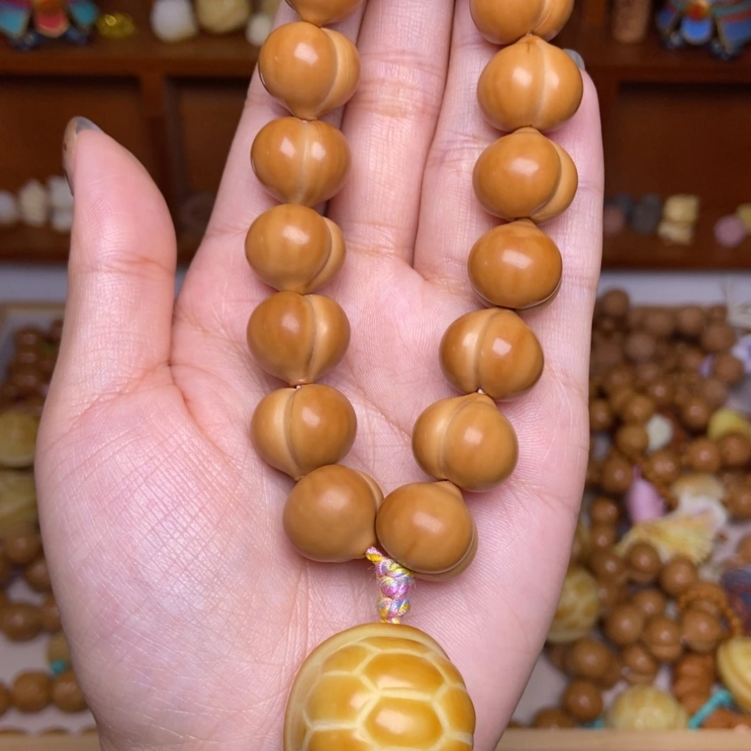 吊坠猴头核桃柯基高定屁桃➕富甲手持