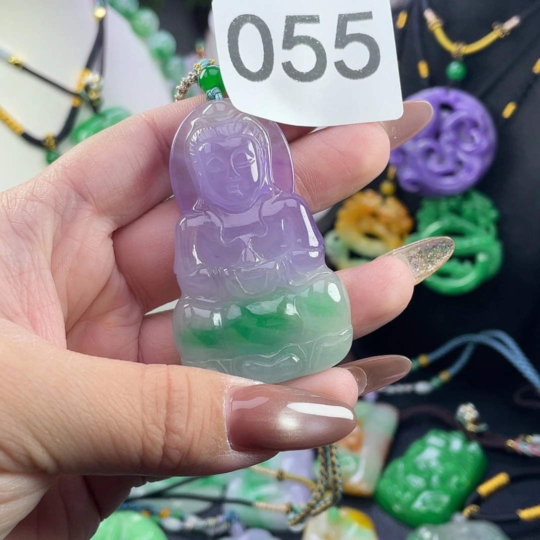 翡翠未镶嵌吊坠(赠链)