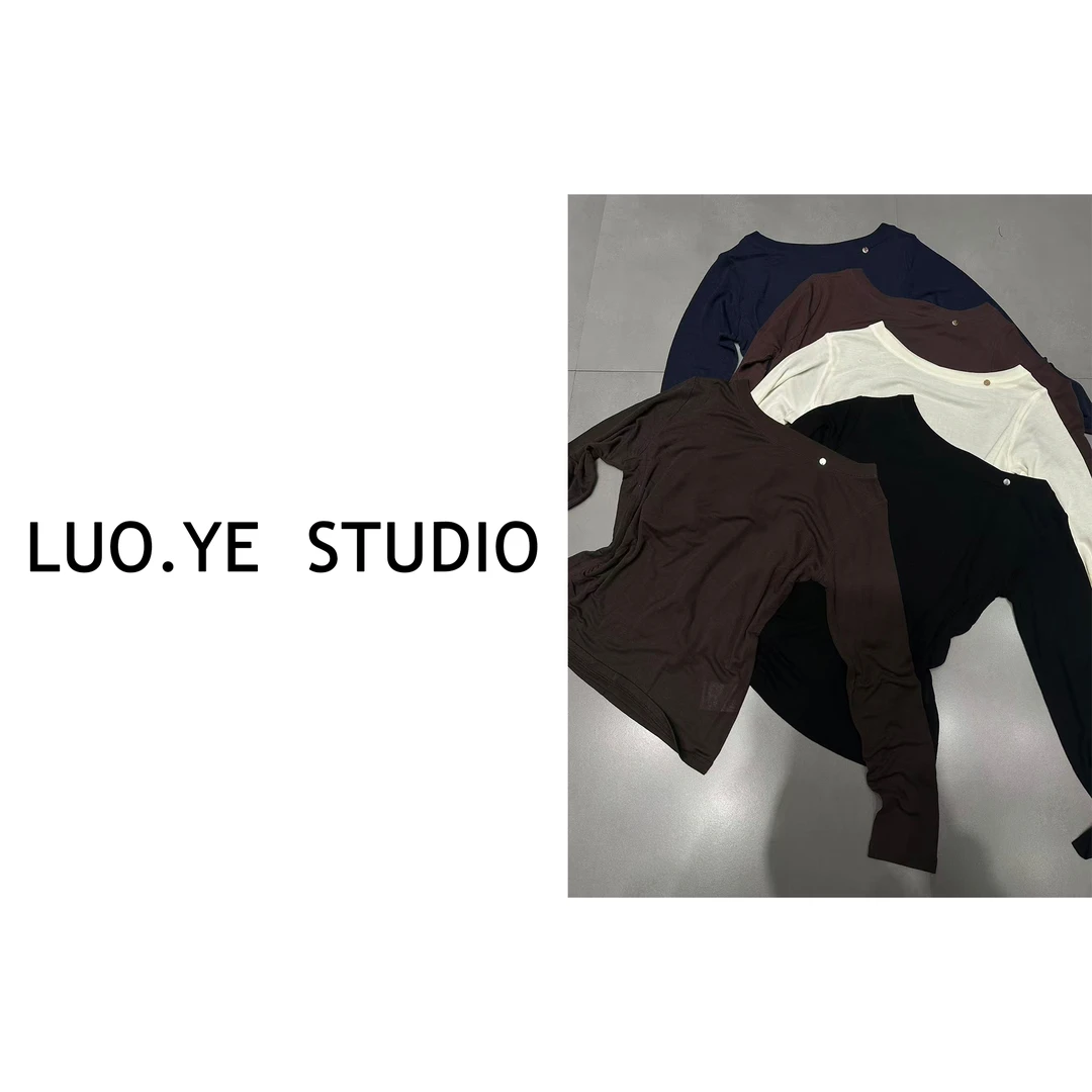 罗爷 · 【南风渡我】欧货斜肩天丝羊毛上衣收腰显瘦百搭休闲圆领