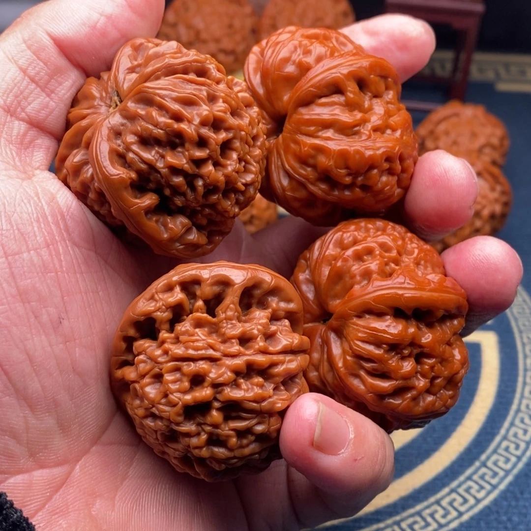 文玩核桃把件雄****司元宝46水龙47