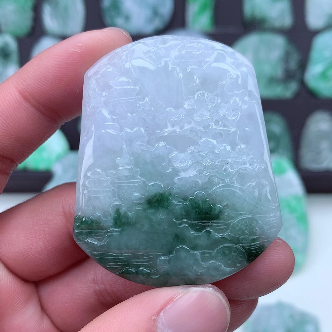 翡翠颈饰未镶嵌翡翠吊坠