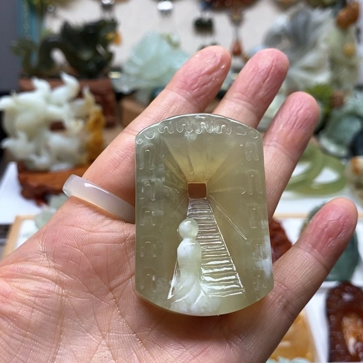 未镶嵌蛇纹石玉颈饰