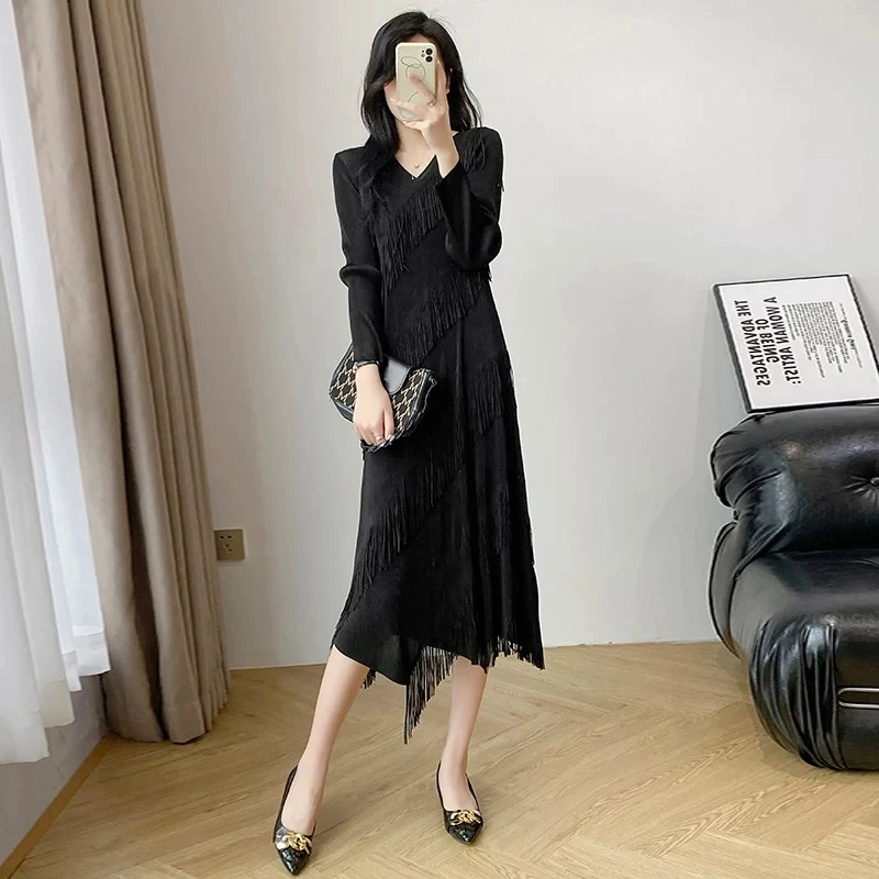 【胖哥专享】2025新款SAN宅褶皱流苏连衣裙中长款