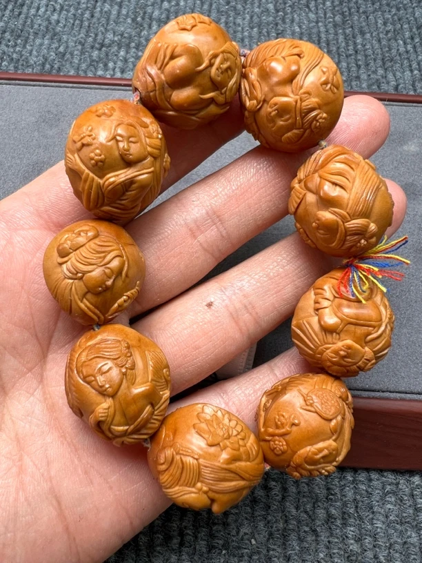 橄榄手串风景美女