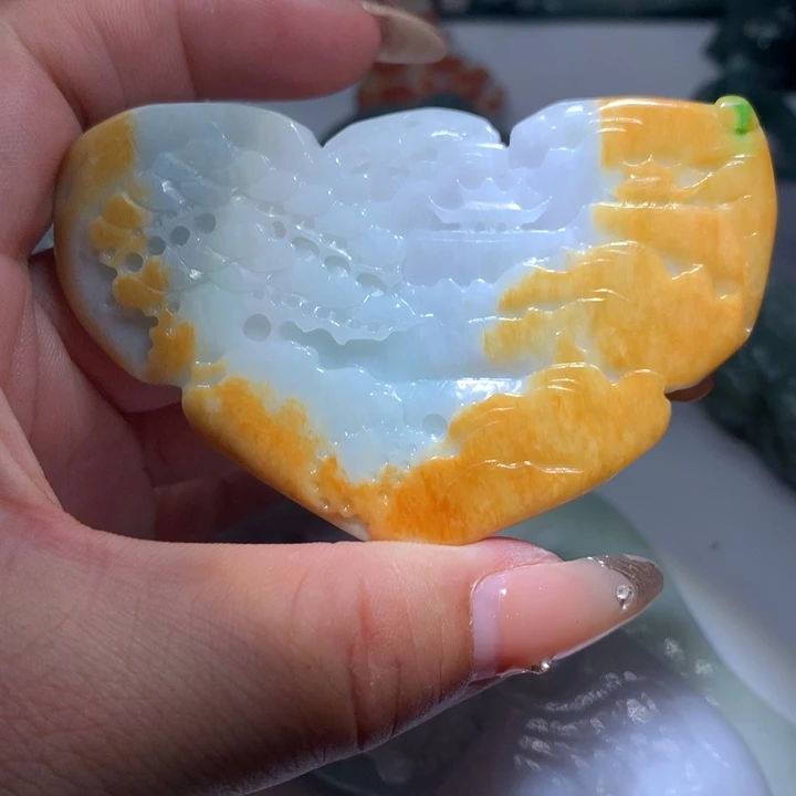 翡翠未镶嵌颈饰保真天然A货翡翠