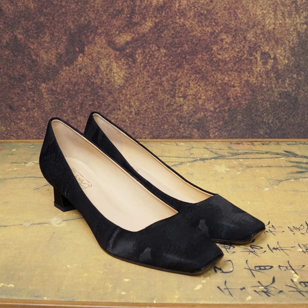 [枫林晚]（春山拂黛）国风时尚气质端庄大气典雅浅口方头高跟女鞋